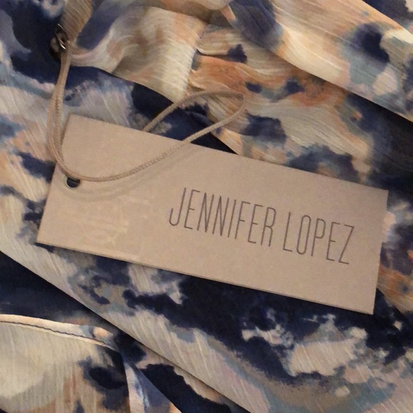 Blouse by Jennifer Lopez - Picture 6 of 8